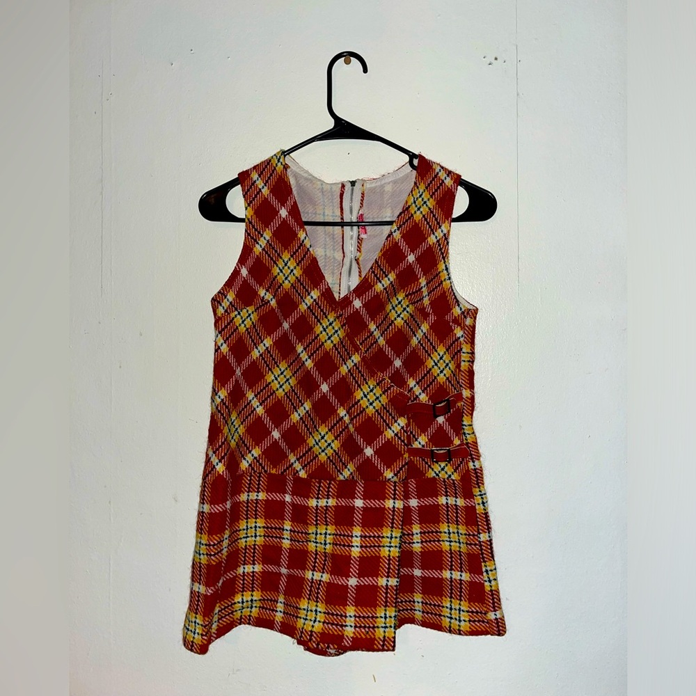 VINTAGE PLAID JUMPER XS
super sweeter and cute vintage plaid jumper 
Skort